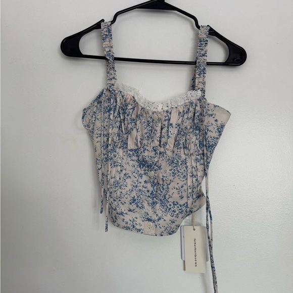 Commense Floral Top - Picture 2 of 4